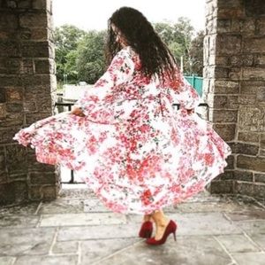 Meet your Posher, Pastora